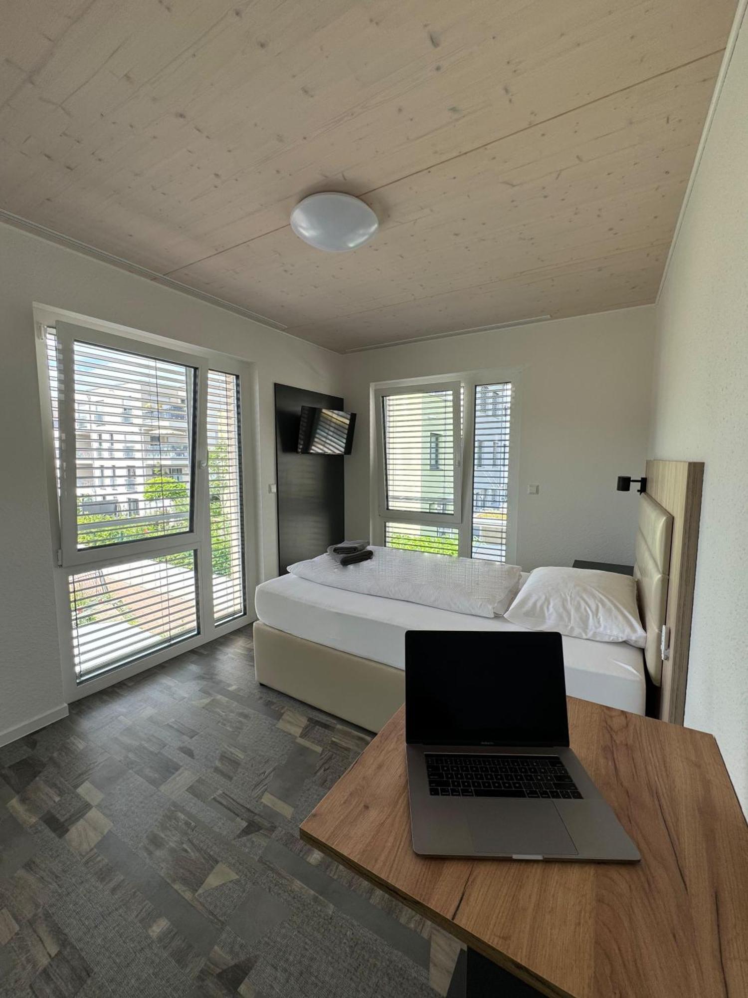 Hotel Lijo, Bei Basel 스타이넨 외부 사진